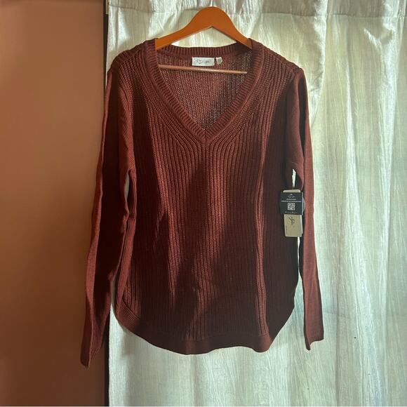 RD Style Stitch Fix Josslyn V Neck Sweater Curve Hem Knit Rust Brown NWT Size L - Picture 1 of 5